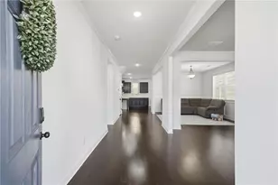 5560 Mirror Lake Dr, Cumming, GA 30028 - Photo 4