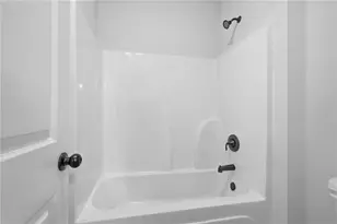 5560 Mirror Lake Dr, Cumming, GA 30028 - Photo 32