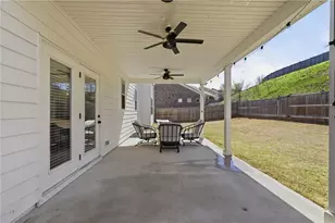 5560 Mirror Lake Dr, Cumming, GA 30028 - Photo 44