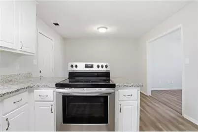 32 Bay Cove Drive, Stockbridge, GA 30281 - Photo 12