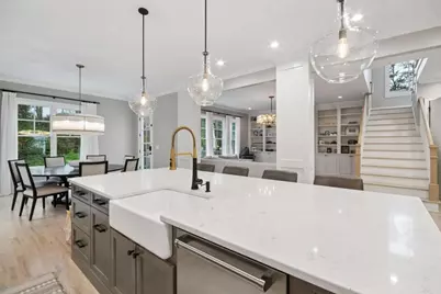 2561 Thompson Road NE, Brookhaven, GA 30319 - Photo 8