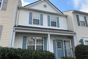 10900 Wittenridge Dr, Alpharetta, GA 30022 - Photo 2