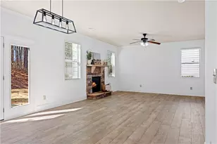 4545 Fourth Rail Ln, Cumming, GA 30040 - Photo 10