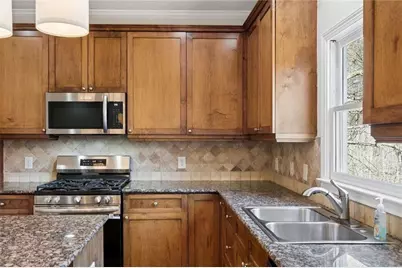 2165 Parkview Run, Atlanta, GA 30318 - Photo 14