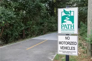 2165 Parkview Run, Atlanta, GA 30318 - Photo 30