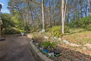 2478 Woodacres Rd NE, Atlanta, GA 30345 - Photo 24