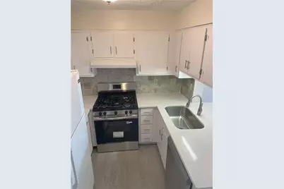 398 Prince Of Wales, Stone Mountain, GA 30083 - Photo 6