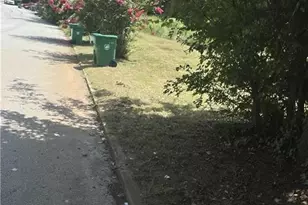 398 Prince of Wales, Stone Mountain, GA 30083 - Photo 10