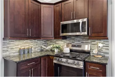 198 Hawthorn Circle NE, Atlanta, GA 30317 - Photo 16