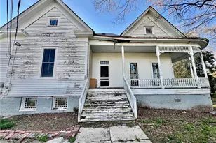 401 Martin St, Summerville, GA 30747 - Photo 1