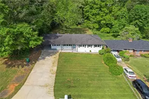 2181 Juanita St, Decatur, GA 30032 - Photo 2
