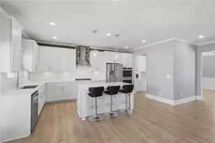 7095 Evening Dew Dr, Cumming, GA 30028 - Photo 8