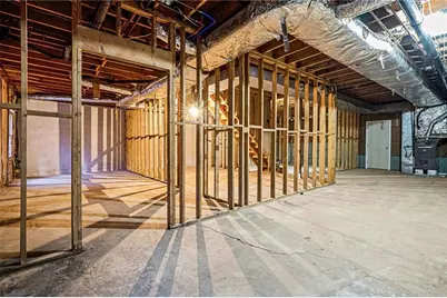 5464 Breathitt Drive SW, Lilburn, GA 30047 - Photo 34