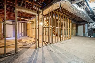 5464 Breathitt Dr SW, Lilburn, GA 30047 - Photo 34