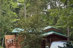 225 Overlook Cir, Clarkesville, GA 30523 - Photo 1