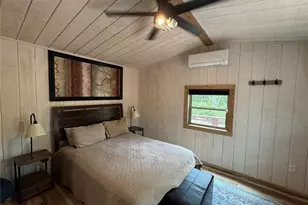 225 Overlook Cir, Clarkesville, GA 30523 - Photo 4