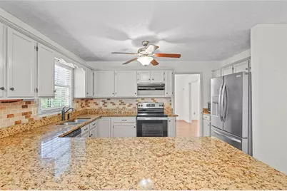 1700 Summit View Way, Snellville, GA 30078 - Photo 8