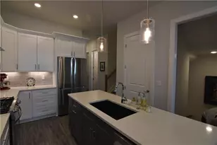 137 Pearl St, Woodstock, GA 30188 - Photo 10