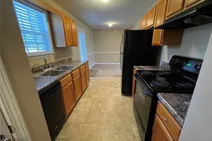 1391 Lakeview Pkwy, Villa Rica, GA 30180 - Photo 10