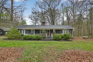 220 Gamble Dr, Carrollton, GA 30116 - Photo 2