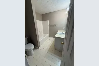 8910 Bridgewater Drive, Gainesville, GA 30506 - Photo 10