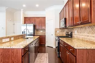 101 Newcomb Ct, Atlanta, GA 30328 - Photo 24