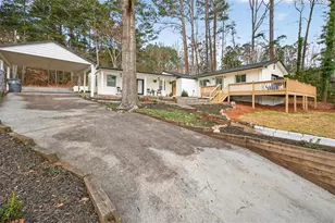 2439 Lakeshore Dr NE, Conyers, GA 30012 - Photo 58