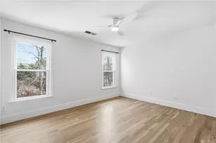 10675 Oxford Mill Cir, Alpharetta, GA 30022 - Photo 28