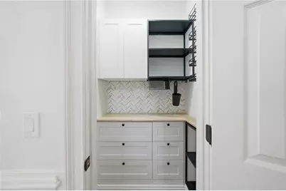 10675 Oxford Mill Circle, Alpharetta, GA 30022 - Photo 20