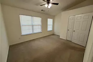 2729 Heathrow Dr, Lawrenceville, GA 30043 - Photo 20