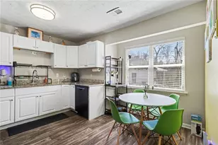 632 Woodknoll Ct, Jonesboro, GA 30238 - Photo 8