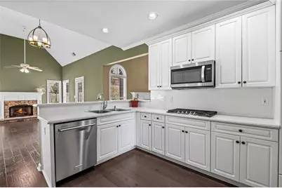 1233 Parkview Lane NW, Kennesaw, GA 30152 - Photo 14