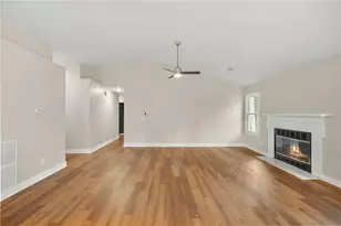 4907 Windsor Downs Dr, Decatur, GA 30035 - Photo 8