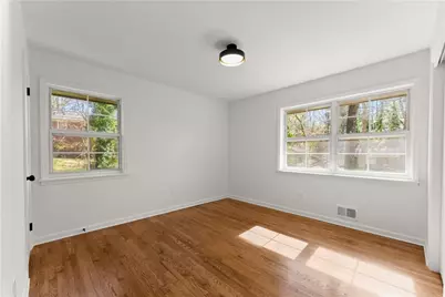 698 Holly Drive, Gainesville, GA 30501 - Photo 22