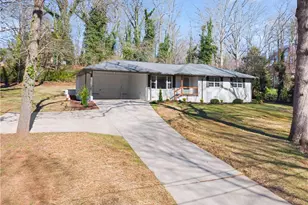 698 Holly Dr, Gainesville, GA 30501 - Photo 6