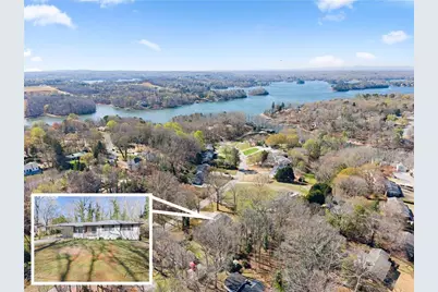 698 Holly Drive, Gainesville, GA 30501 - Photo 2