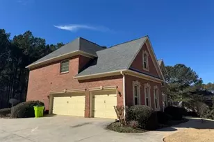 1805 Regents Way, Conyers, GA 30094 - Photo 4