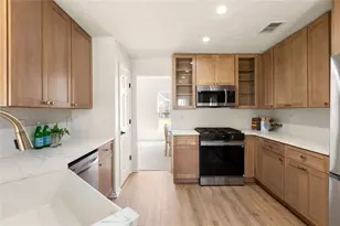 7606 Watson Kaye, Stone Mountain, GA 30087 - Photo 8