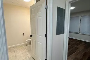 1011 Estes Dr SW, Atlanta, GA 30310 - Photo 12