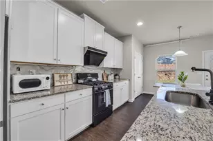 1876 Hanover W Dr, Lawrenceville, GA 30043 - Photo 26