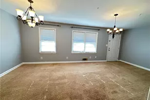 364 Navarre Dr, Stone Mountain, GA 30087 - Photo 4