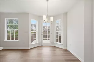 533 Fox Creek Crossing, Woodstock, GA 30188 - Photo 4