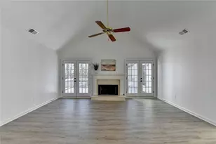 165 River Terrace Ct, Roswell, GA 30076 - Photo 16