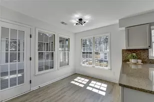 165 River Terrace Ct, Roswell, GA 30076 - Photo 32