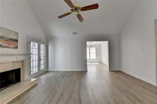 165 River Terrace Ct, Roswell, GA 30076 - Photo 20