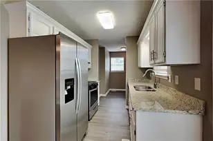 209 Hale Haven Dr, Douglasville, GA 30134 - Photo 4