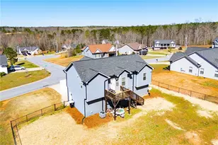 228 White Creek Dr, Rockmart, GA 30153 - Photo 2