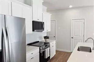 7312 Mulberry Trace Ln, Flowery Branch, GA 30542 - Photo 6