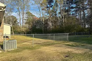 690 Kirkus Dr SE, Conyers, GA 30094 - Photo 12