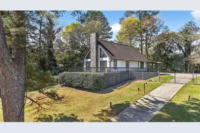 720 Corbin Avenue, Macon, GA 31204 - Photo 1